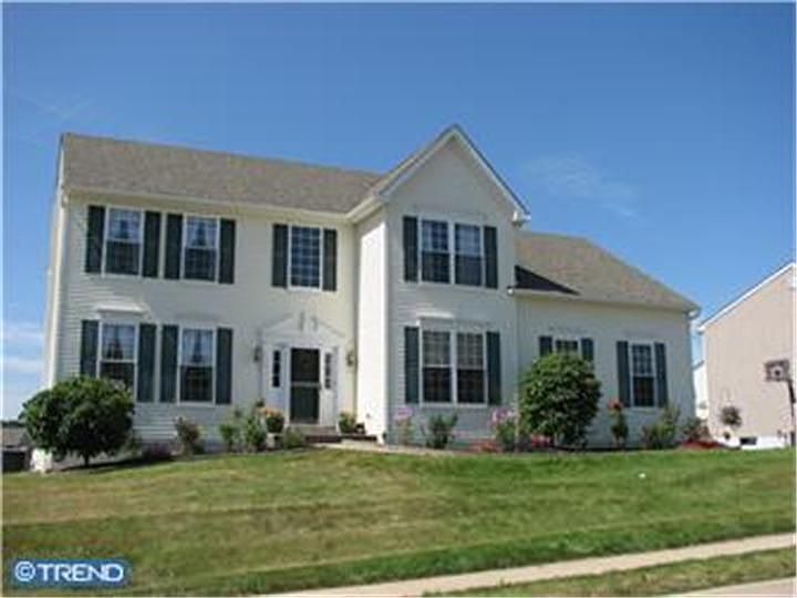 1st image of 37 Wellesley Ln