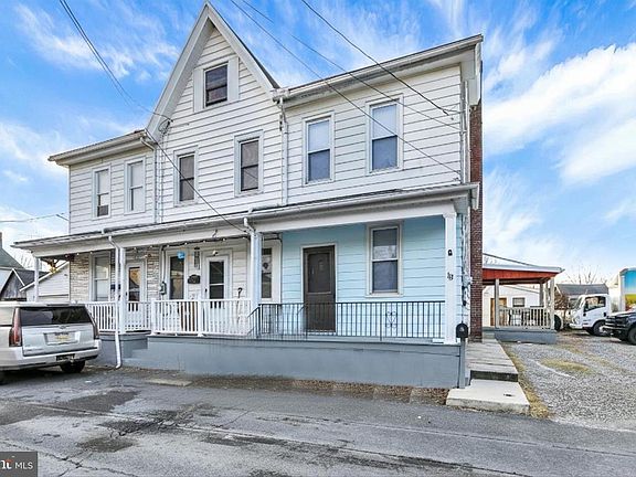 2nd image of 113 S Straub Ave