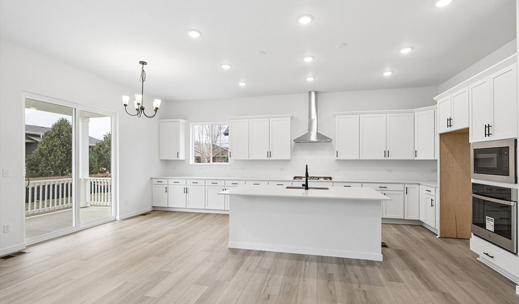 3783 Emerald Shore Cir
