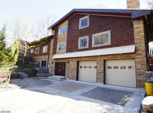 61 Seminole Ave, Lincoln Park, NJ 07035