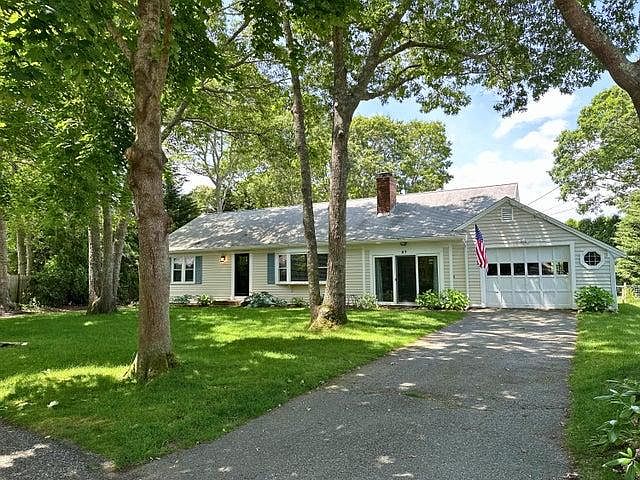 1st image of 27 Truman Ln