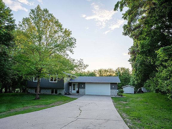 3rd image of 106 Pheasant Dr