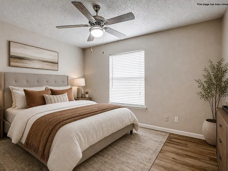 4528 Fargo Dr — Photo 10
