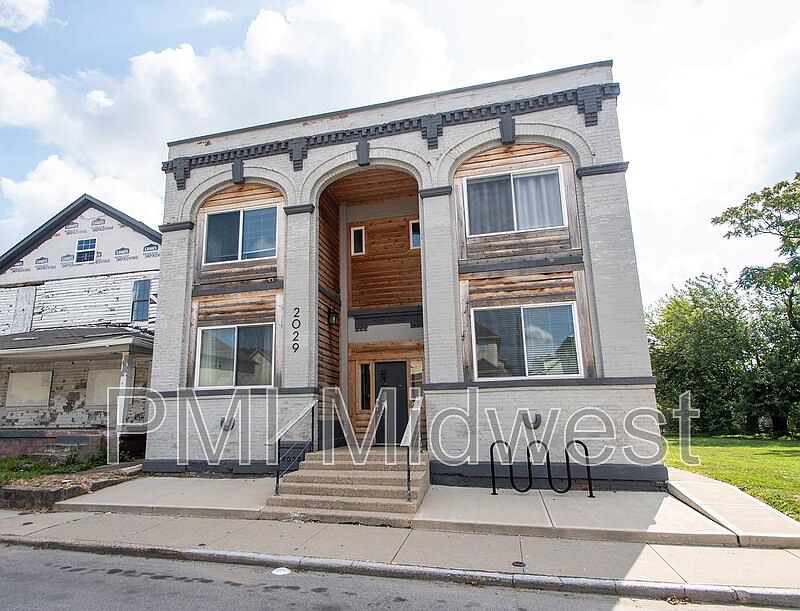 1st image of 2029 N College Ave APT C