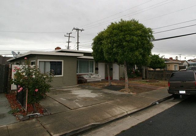 1st image of 433 Patricia Ave
