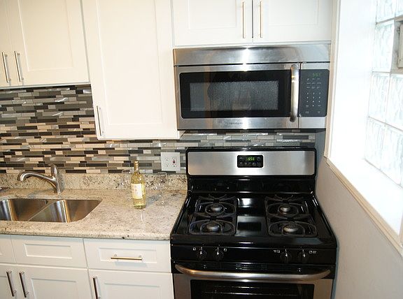 5th image of 911 N Raynor Ave #911