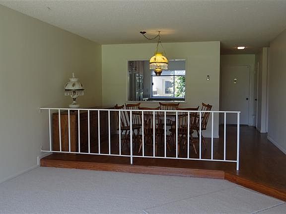5th image of 282 Oakwood Cir #A