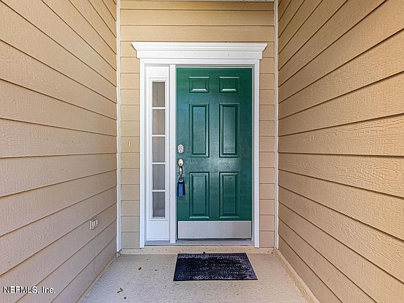 2nd image of 4241 Highwood Dr