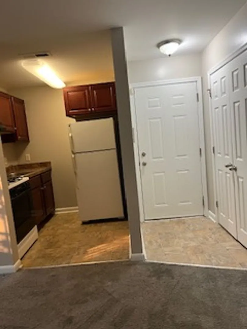 1328 McCulloh St — Photo 2