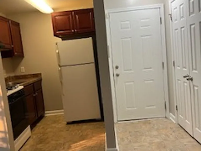 1328 McCulloh St — Photo 10