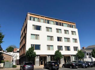 49 Boltwood Walk APT 403, Amherst, MA 01002