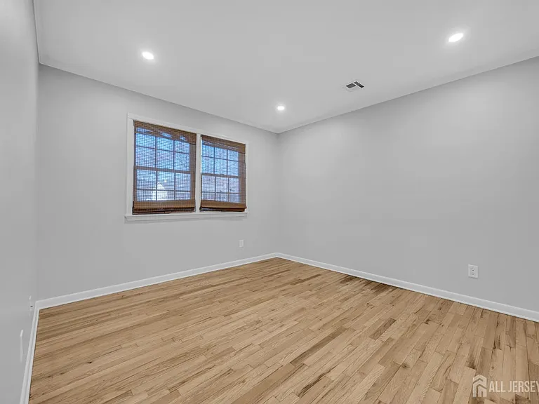 1430 Kearney Dr — Photo 25