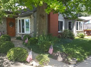 98 Gra Gull Dr, Avon Lake, OH 44012