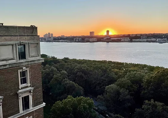 Sold by Corcoran | media 7