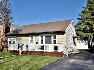 559 S Stewart Ave, Lombard, IL