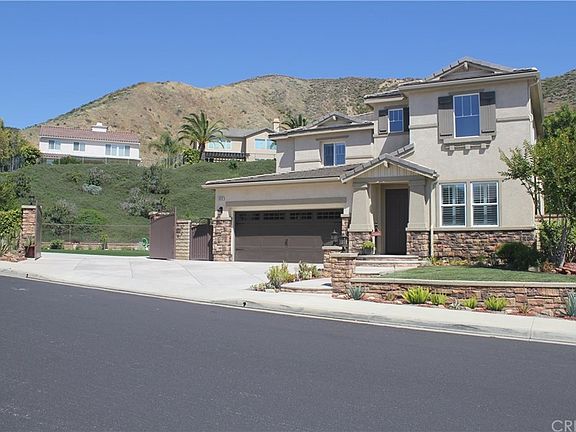 3rd image of 29232 Garnet Canyon Dr