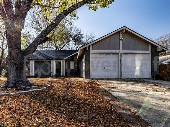 2nd image of 6718 Walnut Lake Dr