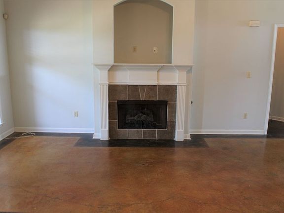 4th image of 1152 L H Polk St