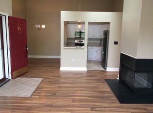 43 Chelsea Ct #512, Franklin Park, NJ 08823