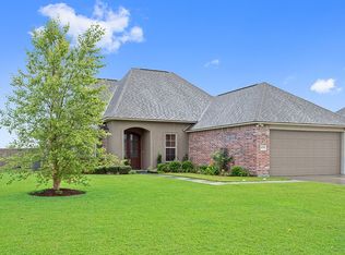 41169 Colonial Dr, Sorrento, LA 70778