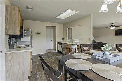 4th image of 2117 Centerville Dr #1B-695942