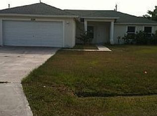 2086 SW Ember St, Port Saint Lucie, FL 34953