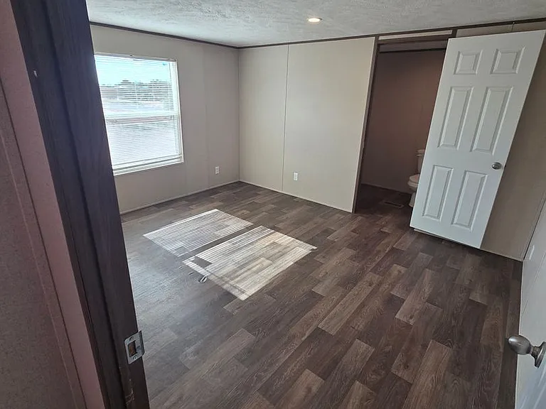 5800 E Hermans Rd #2 — Photo 10