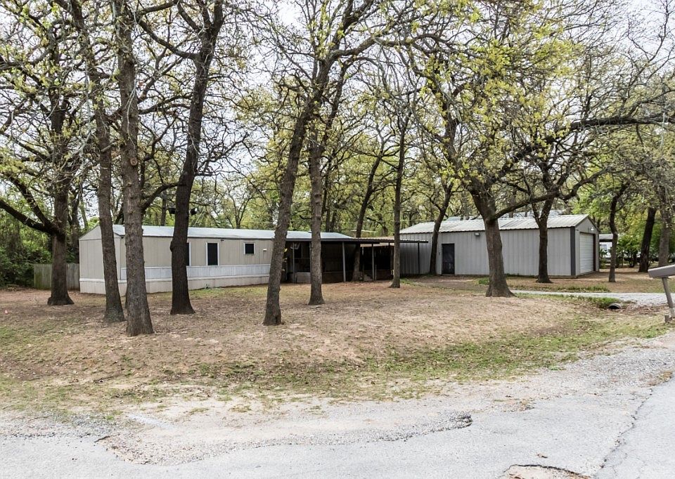 1st image of 1700 Pelican Dr N