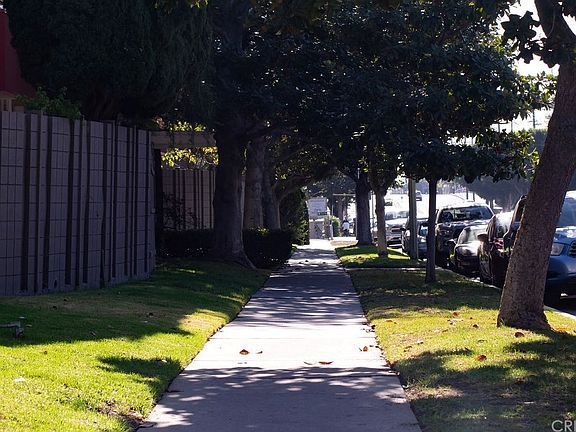 2nd image of 3300 S Sepulveda Blvd APT F3