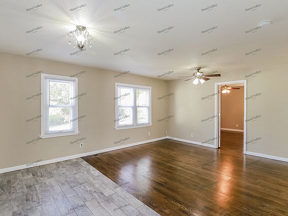 5th image of 4520 NE 44th Ter