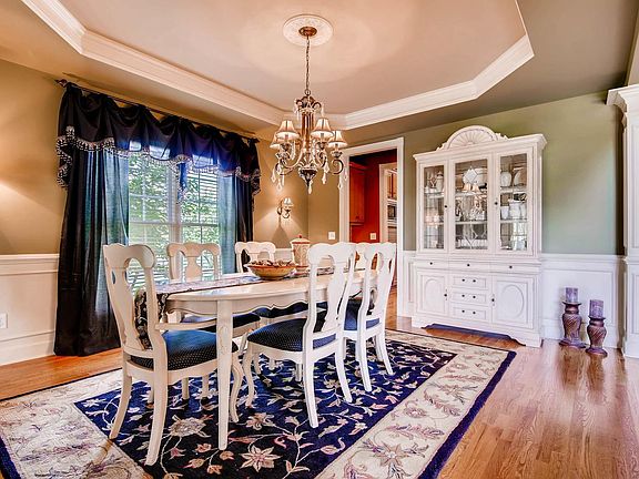 4th image of 6026 Stags Leap Way
