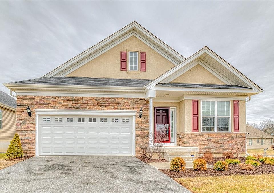 1st image of 29 Cyprus Dr