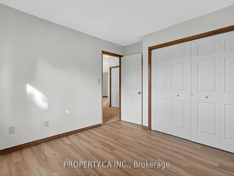 194 Merritt Ave — Photo 14