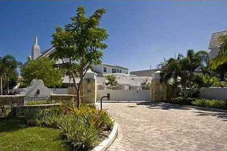 2nd image of 7622 SW 54th Ave