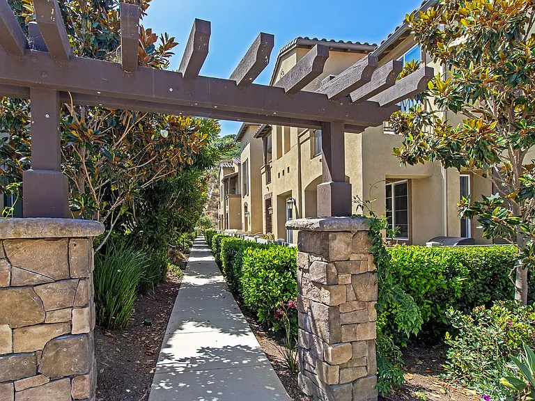 3138 Asto Pl — Photo 26