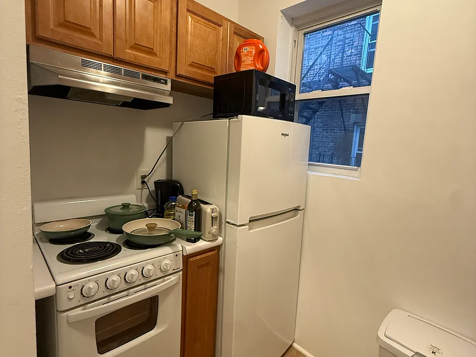 111 Norway St #305
