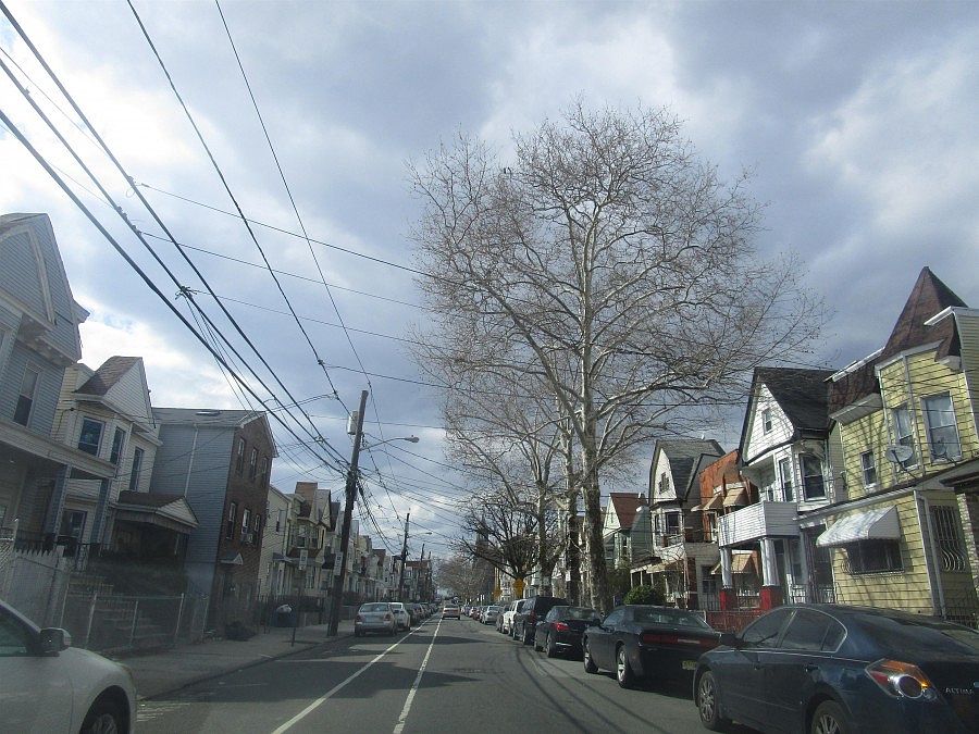 Building Photo 4