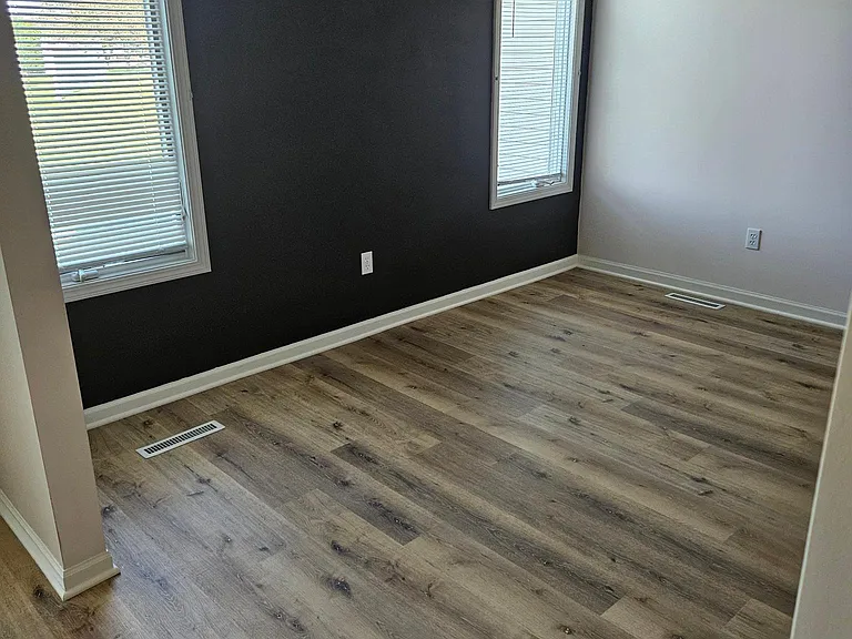 255 Heritage Dr — Photo 4