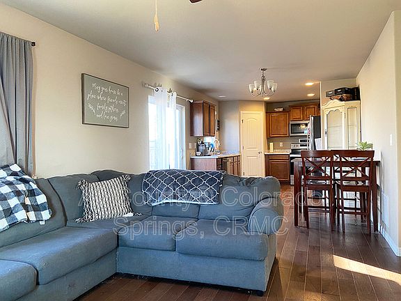 5th image of 10908 Clarion Dr