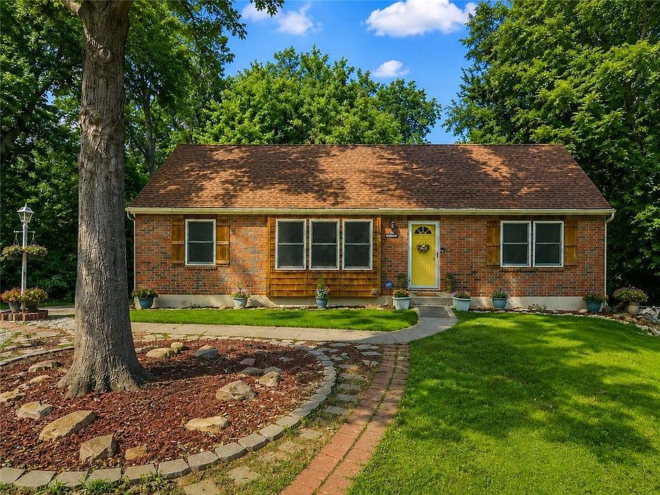 1st image of 6607 NW Quail Run Dr