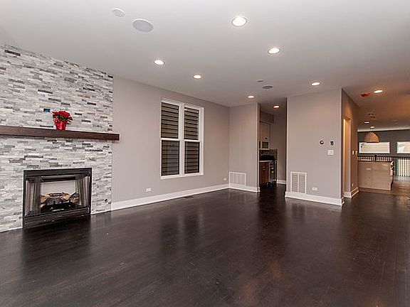 3rd image of 1730 N Humboldt Blvd