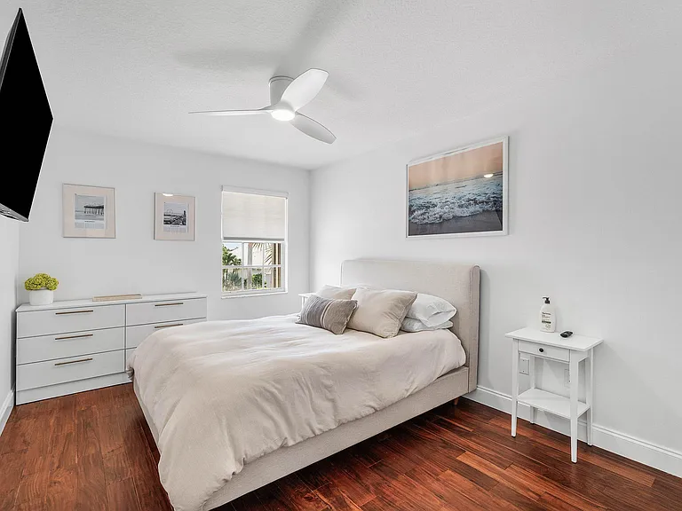 7766 Monarch Ct — Photo 30