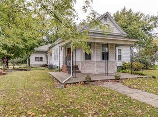 107 S Anson St, Middletown, IL 62666