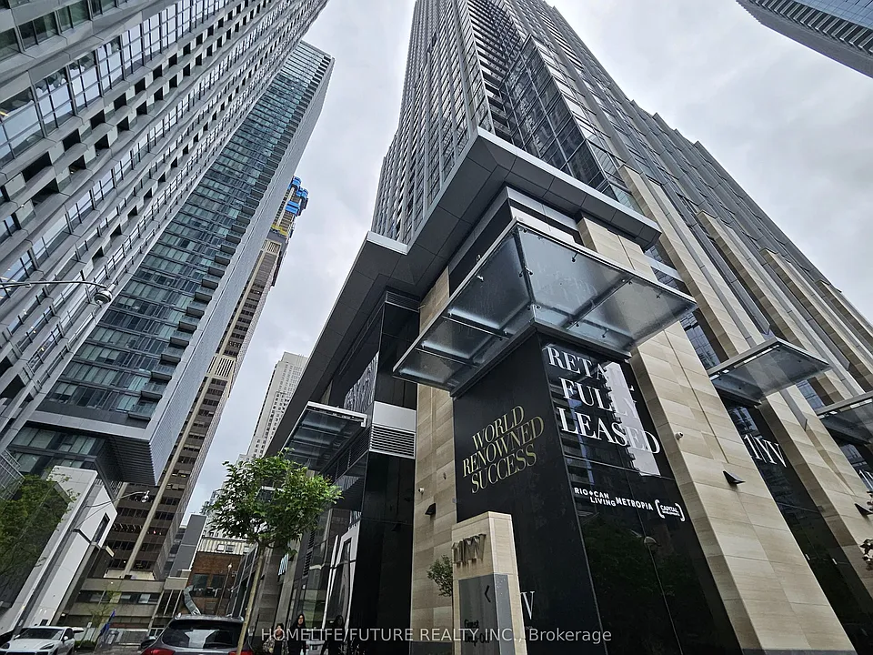 11 Yorkville Ave #6105