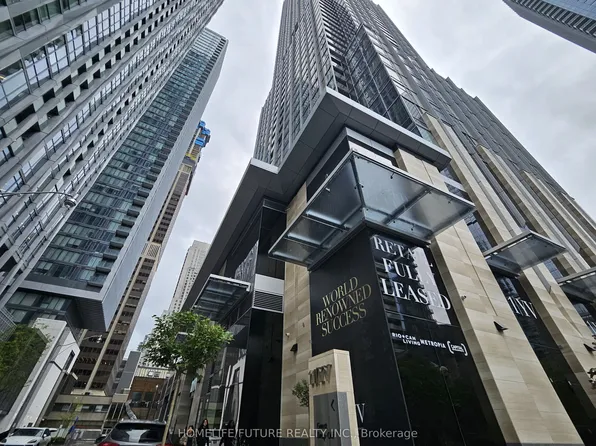 11 Yorkville Ave, Toronto, ON
