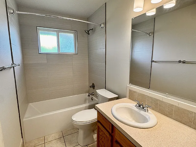 1821 S Beth Dr — Photo 12
