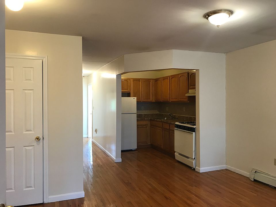 1st image of 3630 Palmer Ave