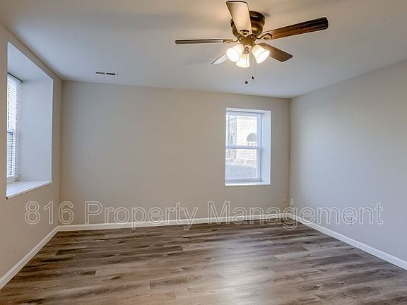 3rd image of 301 Benton Blvd APT 1