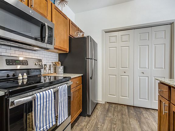 4th image of 401 Teravista Pkwy APT 0138