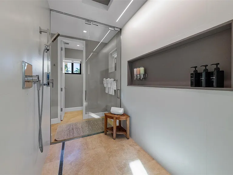 616 Riviera Isle Dr — Photo 61